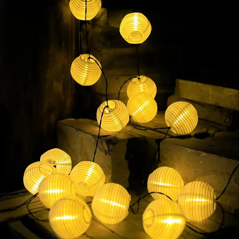 Solarne Lampki Girlanda Ogrodowa Lampiony LED
