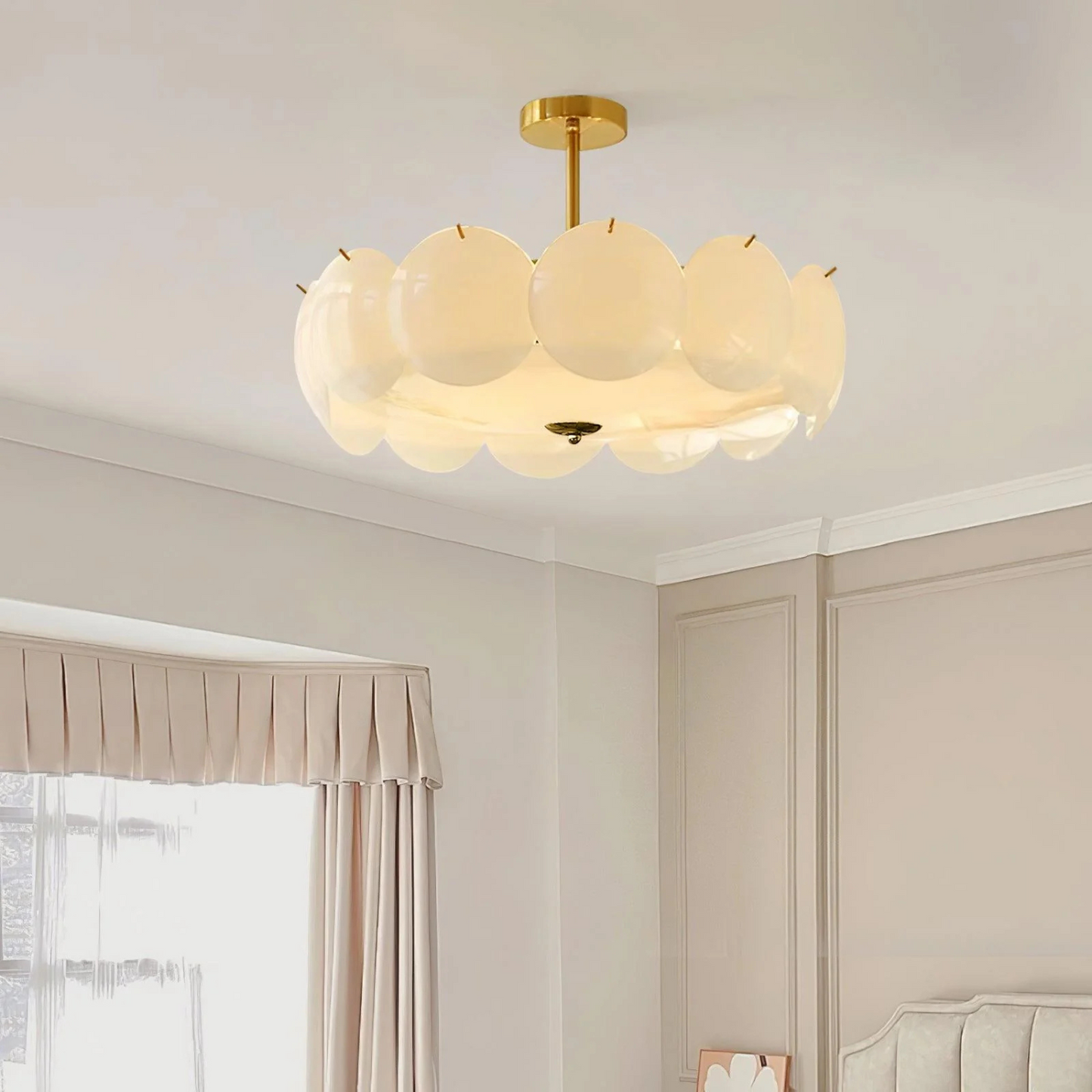Wykonana Okrągła Lampa Sufitowa LED Z Dekoracyjnymi Krążkami