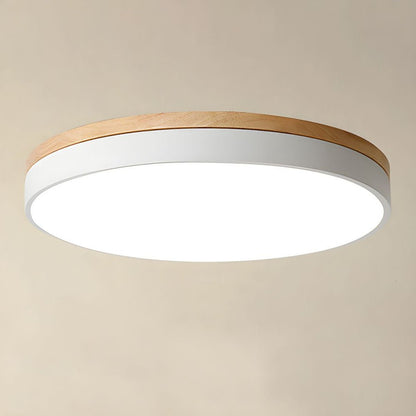 Drewniana Lampa Sufitowa Okrągła do Salonu Płaska Close Up