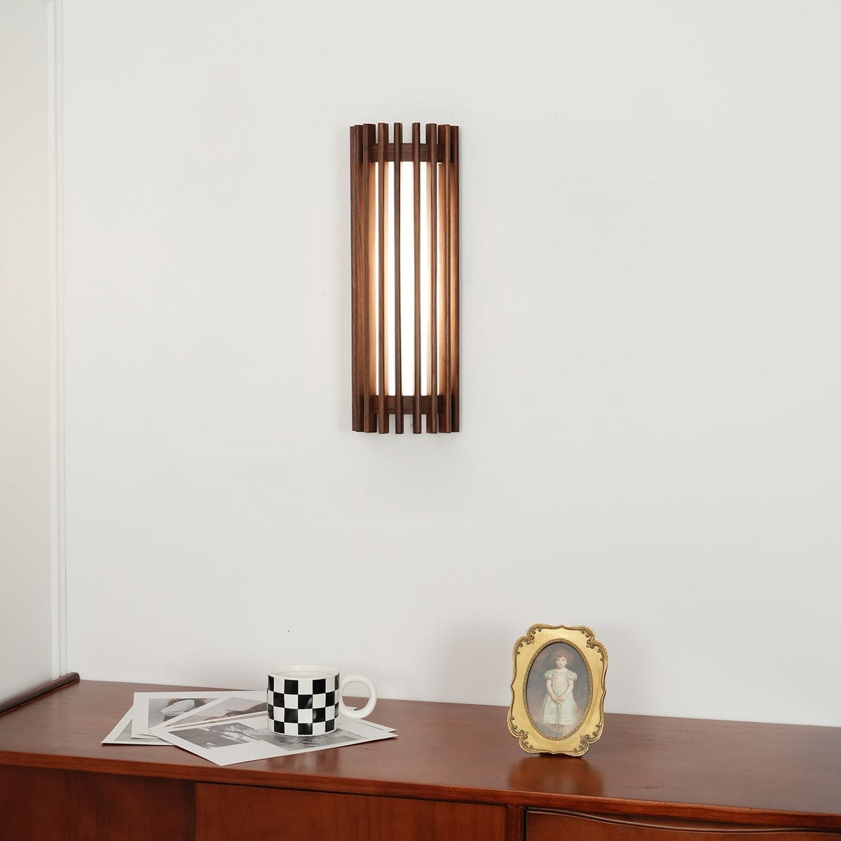 Japońska Orzechowa Wewnętrzna Lampa Ścienna Drewniana Angle