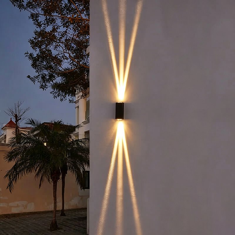 Modern Minimalist Aluminum Hardware Rectangular LED Outdoor Wall Sconce Lamp for Outdoor Patio Angle