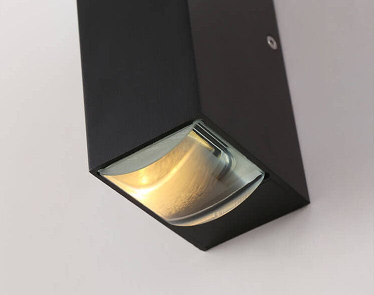 Modern Minimalist Aluminum Hardware Rectangular LED Outdoor Wall Sconce Lamp for Outdoor Patio Lifestyle