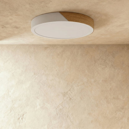Nowoczesna Lampa Sufitowa LED Drewno Okrągła Close Up