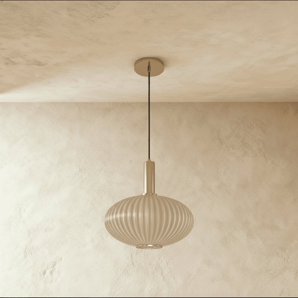 Retro Mosiężna Lampa Wisząca z Ryflowanym Kloszem Lifestyle