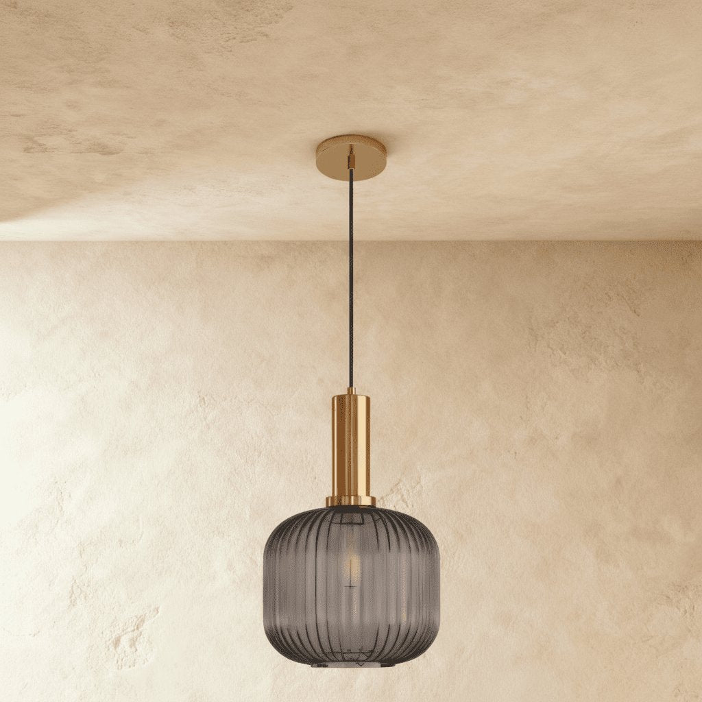 Retro Mosiężna Lampa Wisząca z Ryflowanym Kloszem View 11