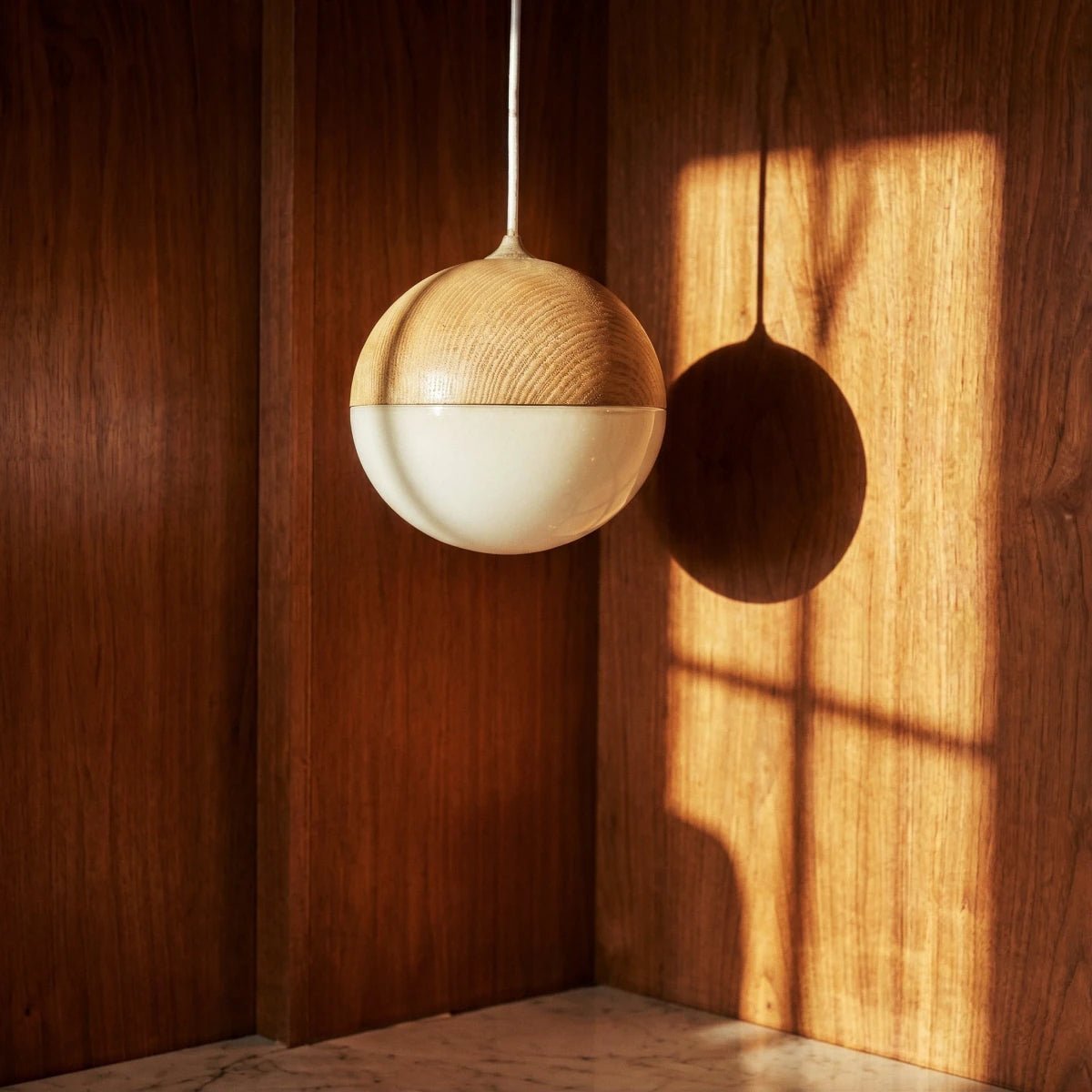 Skandynawska Drewniana Lampa Wisząca Półkula View 11