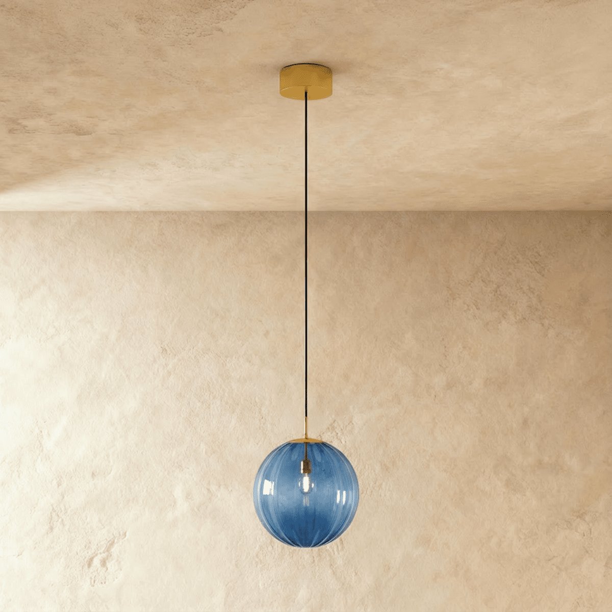 Szklana Lampa Wisząca Witrażowa Kula Ryflowana Detail