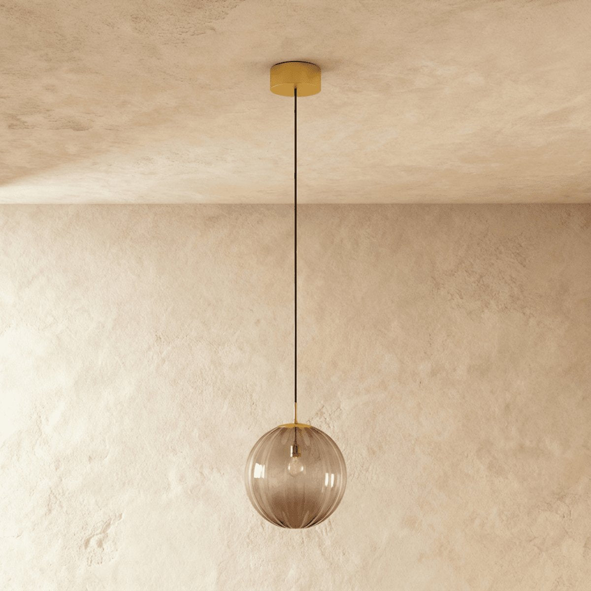 Szklana Lampa Wisząca Witrażowa Kula Ryflowana Front